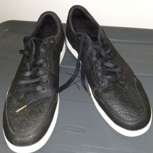 NIKE AIR JORDAN 1 RETRO LOW "NO SWOOSH" BLACK-BLAC